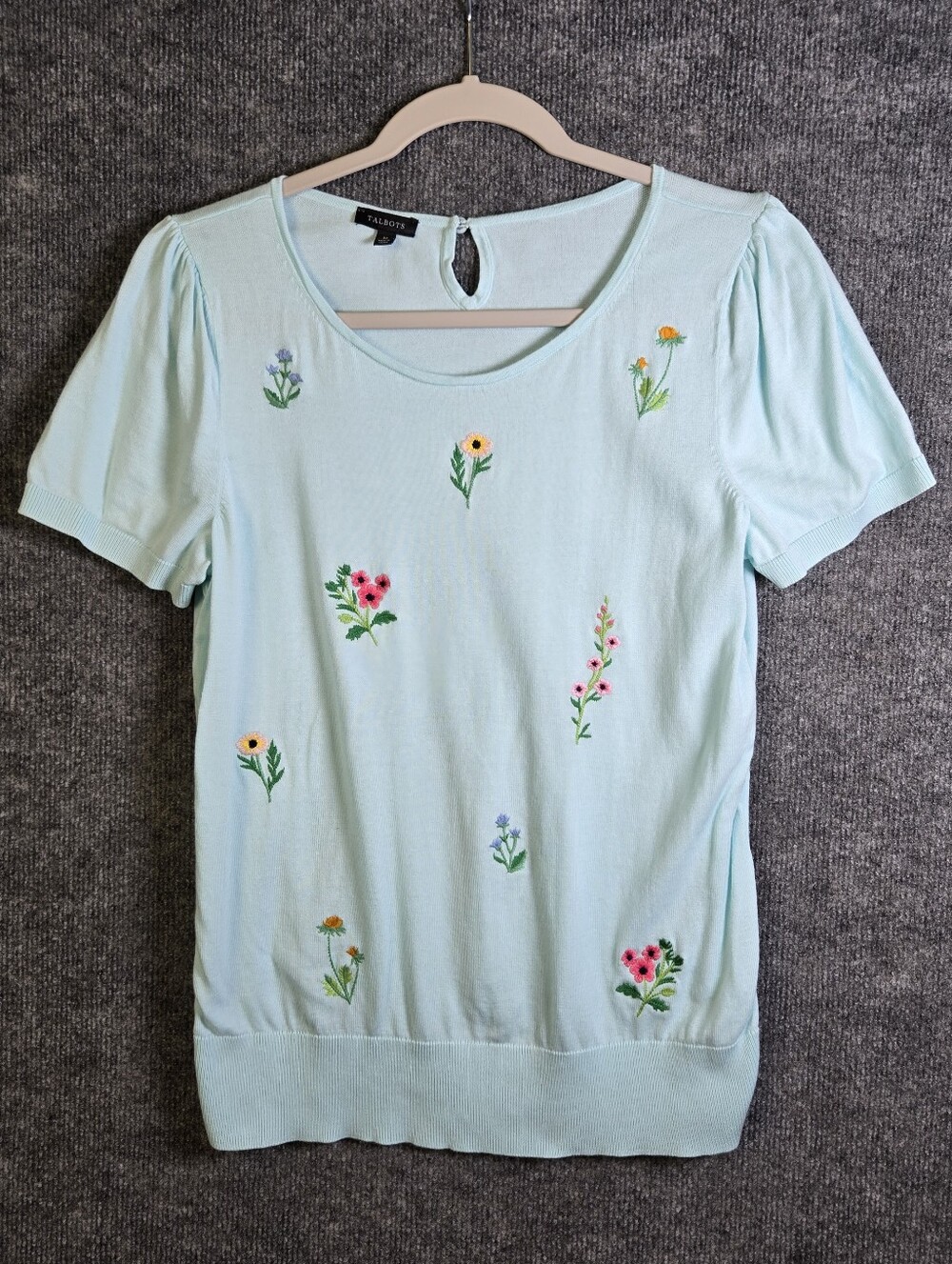 TALBOTS Sweater Womens M Light Blue Embroidered Flowers Puff Sleeve